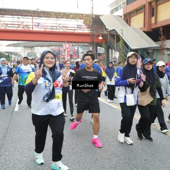 Runner Photo 4607496