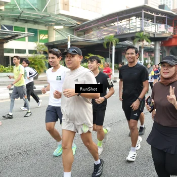 Runner Photo 4607501