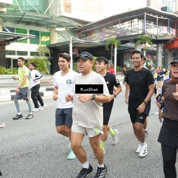 Runner Photo 4607532