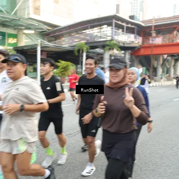 Runner Photo 4607563
