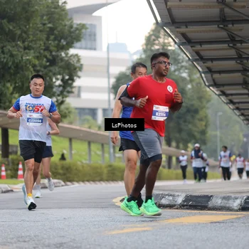 Runner Photo 4607685