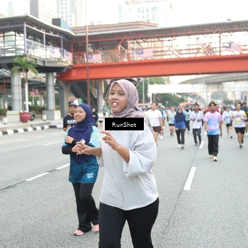 Runner Photo 4607715