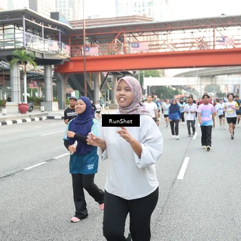 Runner Photo 4607752