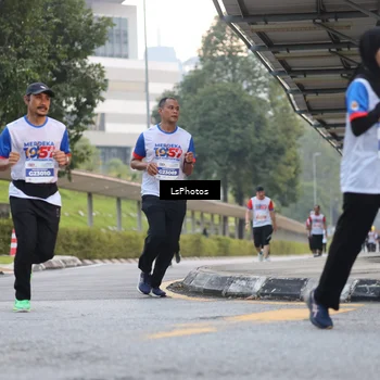 Runner Photo 4607947