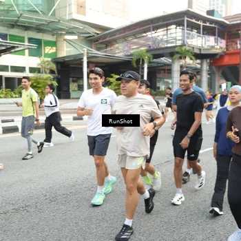 Runner Photo 4607955