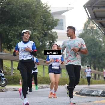 Runner Photo 4607973