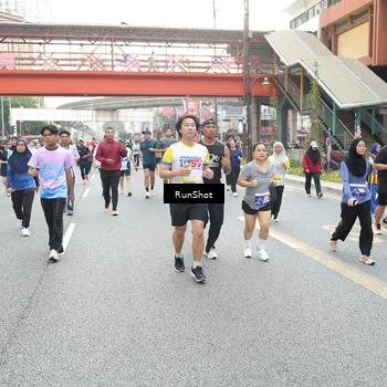 Runner Photo 4608117