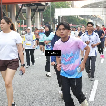 Runner Photo 4608194