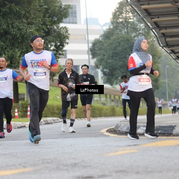 Runner Photo 4608354