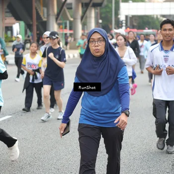 Runner Photo 4608359