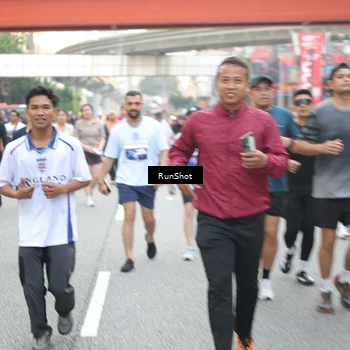 Runner Photo 4608415
