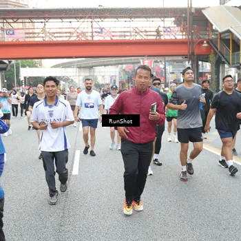 Runner Photo 4608477