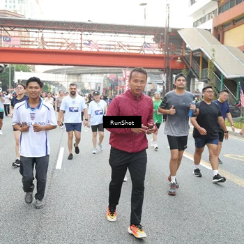Runner Photo 4608496