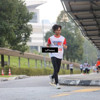 Runner Photo 4608497