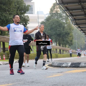 Runner Photo 4608519
