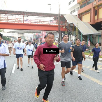 Runner Photo 4608536