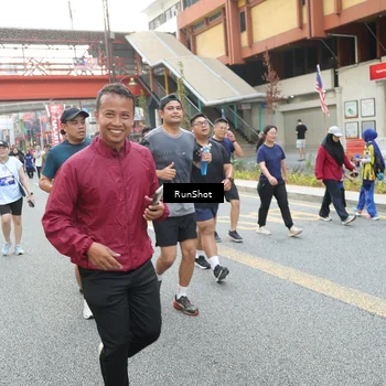 Runner Photo 4608549