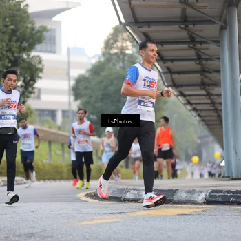 Runner Photo 4608561