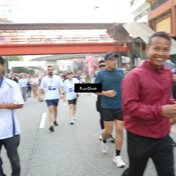 Runner Photo 4608675