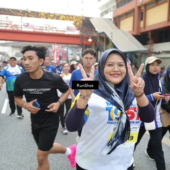 Runner Photo 4608692