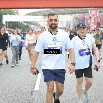 Runner Photo 4608698