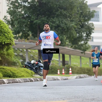 Runner Photo 4608747