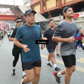 Runner Photo 4608750