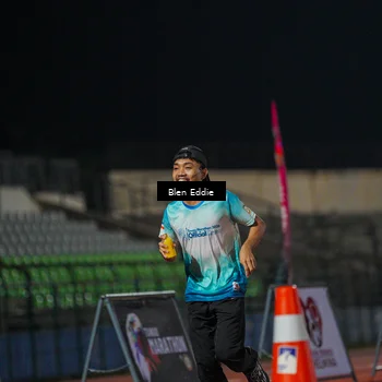 Runner Photo 4608759
