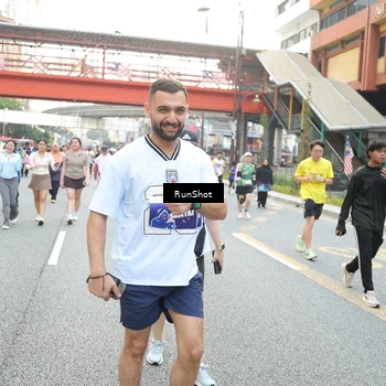 Runner Photo 4608780