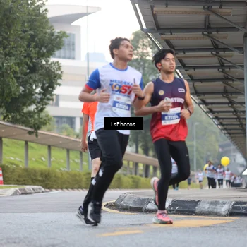 Runner Photo 4608846