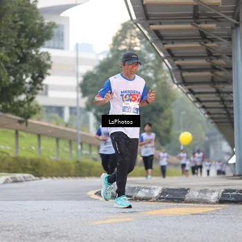 Runner Photo 4608900