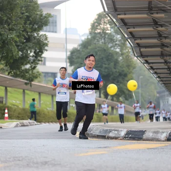 Runner Photo 4608905