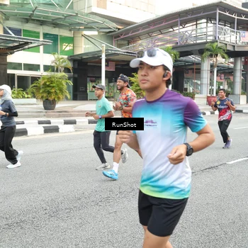 Runner Photo 4608951