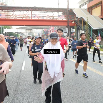 Runner Photo 4609485