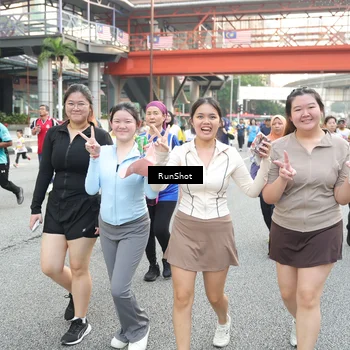 Runner Photo 4609674