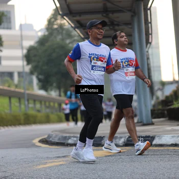 Runner Photo 4609875