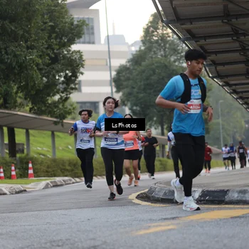 Runner Photo 4609914