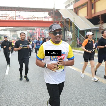 Runner Photo 4609995