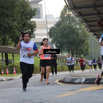 Runner Photo 4610012