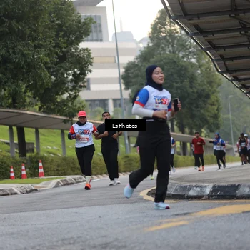 Runner Photo 4610026