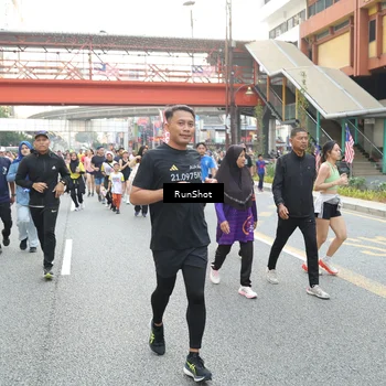Runner Photo 4610042