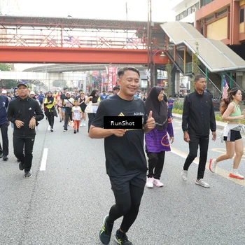 Runner Photo 4610054