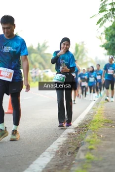 Runner Photo 4610096
