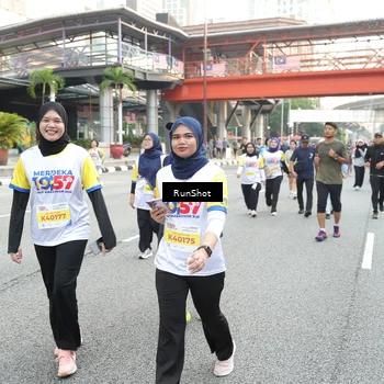 Runner Photo 4610210