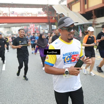 Runner Photo 4610290