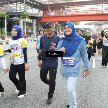 Runner Photo 4610354