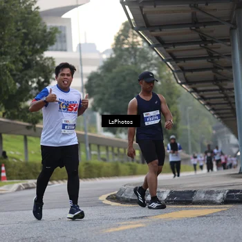Runner Photo 4610370