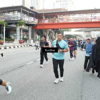 Runner Photo 4610417