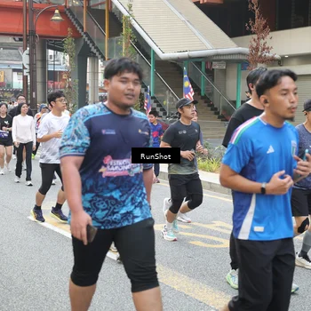 Runner Photo 4610454