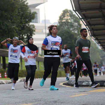 Runner Photo 4610513